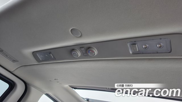 Hyundai Grand Starex Urban 9-Seater Exclusive 2019 — фото 31