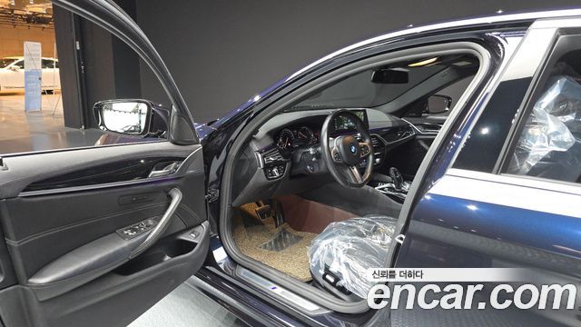 BMW 5 Series (G30) 520d M Sport Package Plus 2018 — фото 10