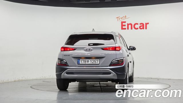 Hyundai Kona Gasoline 2.0 2WD Modern 2021 — фото 4