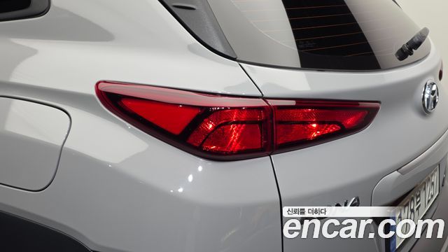 Hyundai Kona Gasoline 2.0 2WD Modern 2021 — фото 23