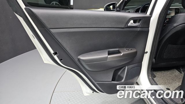 Kia Sportage The Bold Gasoline Prestige 2020 — фото 25
