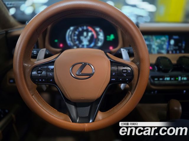 Lexus LC LC500h Sport+ 2018 — фото 7