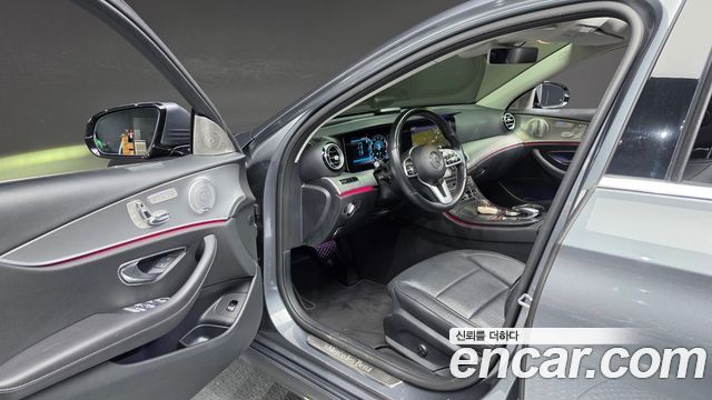 Mercedes-Benz E-Class (W213) E300 AMG Line 2019 — фото 10