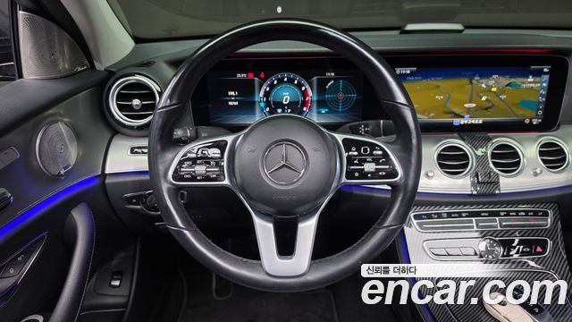 Mercedes-Benz E-Class (W213) E300 AMG Line 2019 — фото 13