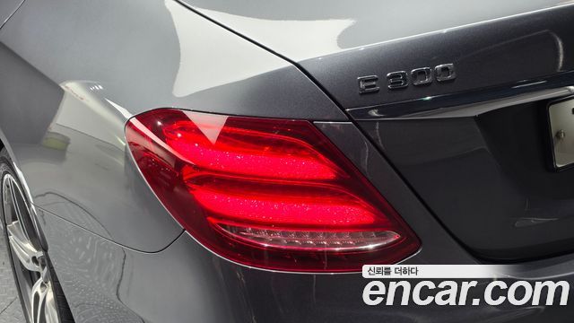 Mercedes-Benz E-Class (W213) E300 AMG Line 2019 — фото 23