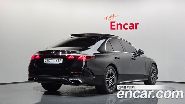 Mercedes-Benz E-Class (W214) E300 4MATIC AMG Line 2025 — фото 2