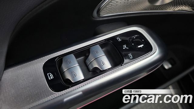 Mercedes-Benz E-Class (W214) E300 4MATIC AMG Line 2025 — фото 29