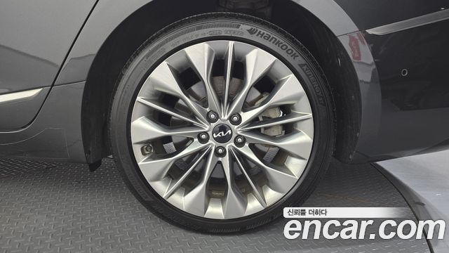 Kia K8 3.5 Gasoline 4WD Platinum 2023 — фото 21
