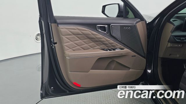 Kia K8 3.5 Gasoline 4WD Platinum 2023 — фото 24