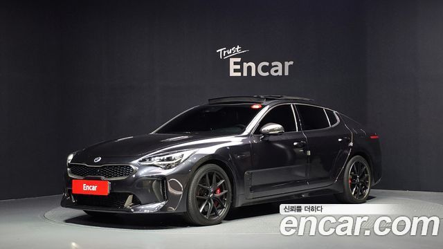 Kia Stinger 3.3 Turbo AWD GT
