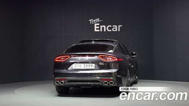 Kia Stinger 3.3 Turbo AWD GT 2019 — фото 4
