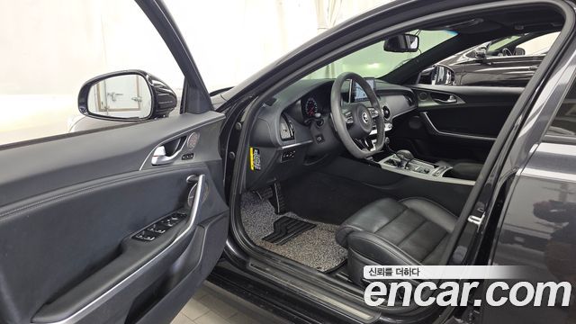 Kia Stinger 3.3 Turbo AWD GT 2019 — фото 10