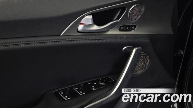 Kia Stinger 3.3 Turbo AWD GT 2019 — фото 33