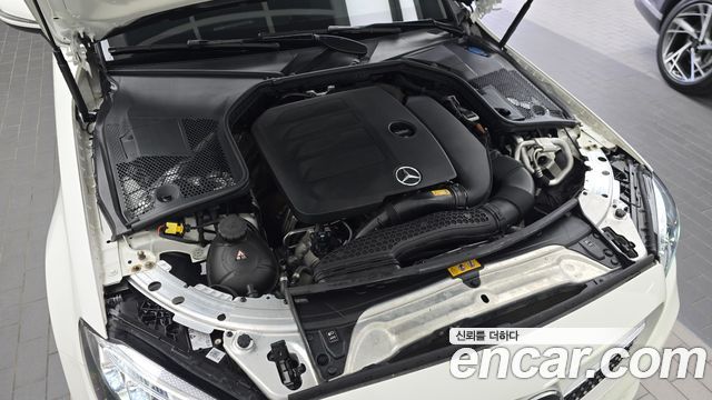 Mercedes-Benz C-Class (W205) C200 Cabriolet 2021 — фото 6
