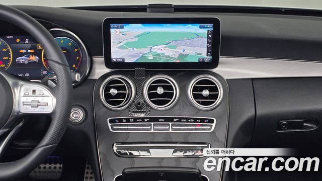 Mercedes-Benz C-Class (W205) C200 Cabriolet 2021 — фото 13