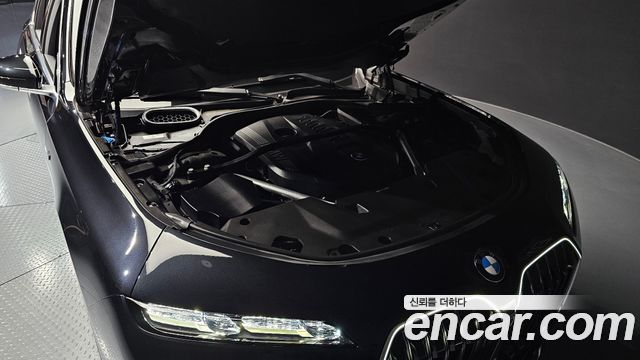 BMW 7 Series (G70) 740i sDrive M Sport 2023 — фото 6
