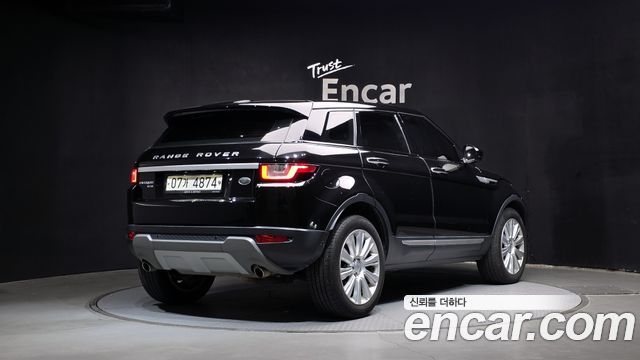 Land Rover Range Rover Evoque 2.0 TD4 HSE 2018 — фото 2