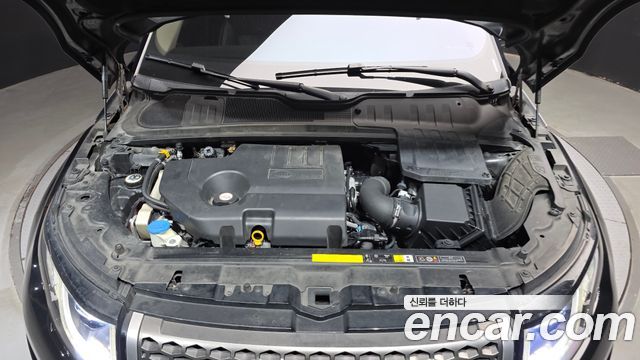 Land Rover Range Rover Evoque 2.0 TD4 HSE 2018 — фото 6