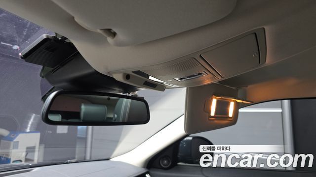Land Rover Range Rover Evoque 2.0 TD4 HSE 2018 — фото 18