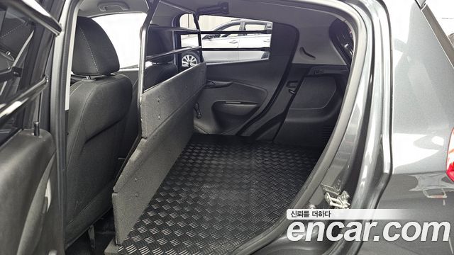Chevrolet Spark Van 2021 — фото 12