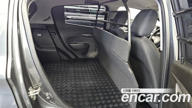 Chevrolet Spark Van 2021 — фото 26