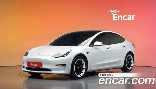 Tesla Model 3 Long Range AWD