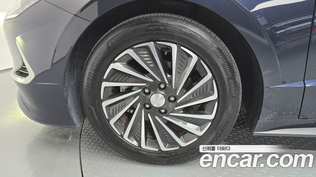 Hyundai Sonata Hybrid (DN8) Inspiration 2021 — фото 5