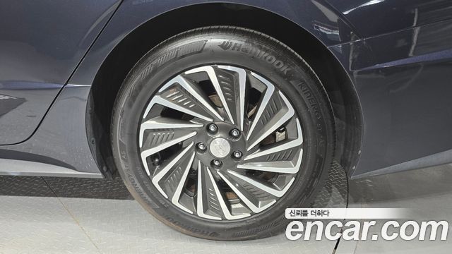 Hyundai Sonata Hybrid (DN8) Inspiration 2021 — фото 21