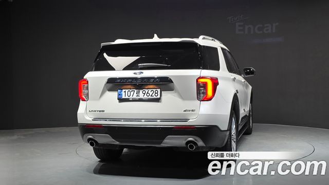 Ford Explorer (VI) 2.3 LimIted 4WD 2022 — фото 4