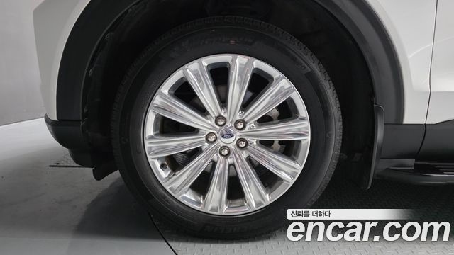 Ford Explorer (VI) 2.3 LimIted 4WD 2022 — фото 5