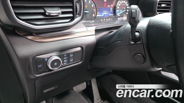 Ford Explorer (VI) 2.3 LimIted 4WD 2022 — фото 20