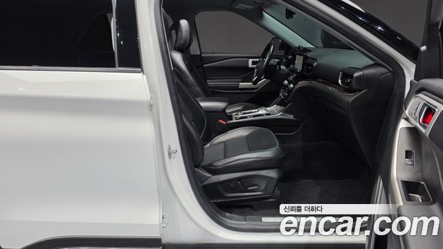 Ford Explorer (VI) 2.3 LimIted 4WD 2022 — фото 26