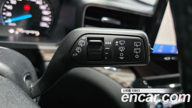 Ford Explorer (VI) 2.3 LimIted 4WD 2022 — фото 27