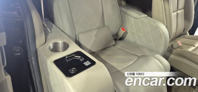 Kia Carnival 9-seater Noblesse 2016 — фото 15