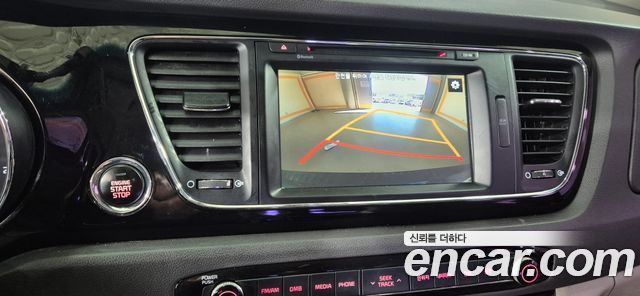 Kia Carnival 9-seater Noblesse 2016 — фото 21