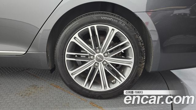 Genesis G80 3.3 GDI AWD Luxury 2018 — фото 21