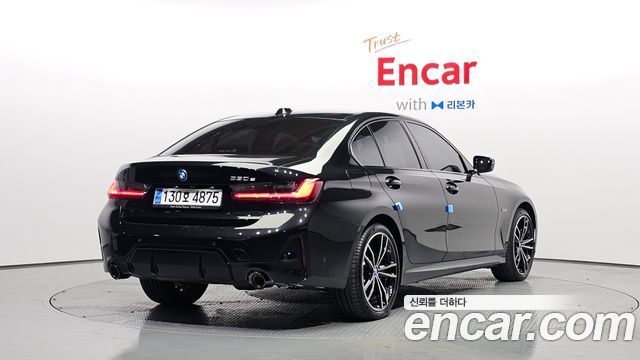 BMW 3 Series (G20) 330e M Sport 2023 — фото 2