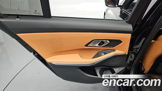 BMW 3 Series (G20) 330e M Sport 2023 — фото 25