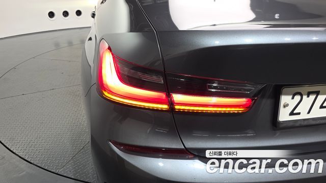 BMW 3 Series (G20) 330i M Sport 2019 — фото 23