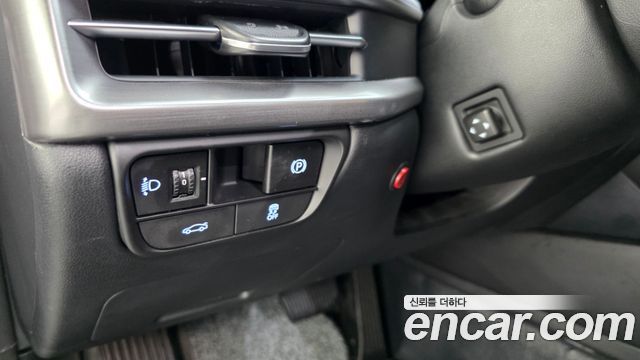 Hyundai Grandeur (GN7) 3.5 LPG 2WD (Taxi) Deluxe 2025 — фото 17