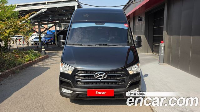 Hyundai Solati 16-seater Deluxe 2016 — фото 3
