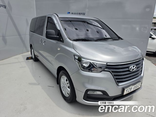 Hyundai Grand Starex Van 5-Seater Modern 2019 — фото 2