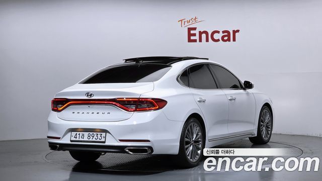 Hyundai Grandeur (IG) 2.4 Premium Special 2017 — фото 2