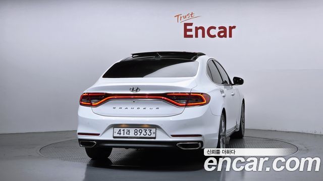 Hyundai Grandeur (IG) 2.4 Premium Special 2017 — фото 4