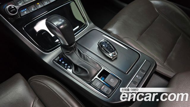 Hyundai Grandeur (IG) 2.4 Premium Special 2017 — фото 9
