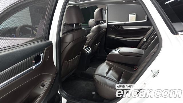 Hyundai Grandeur (IG) 2.4 Premium Special 2017 — фото 11