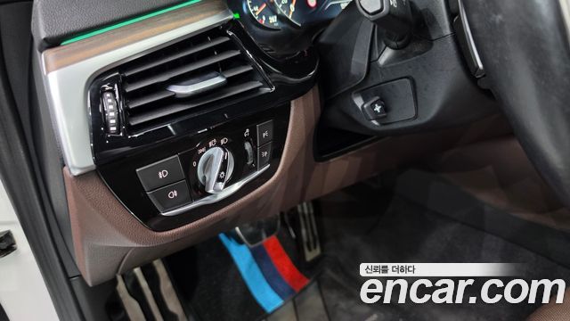 BMW 5 Series (G30) 520d M Sport Package Plus 2018 — фото 18