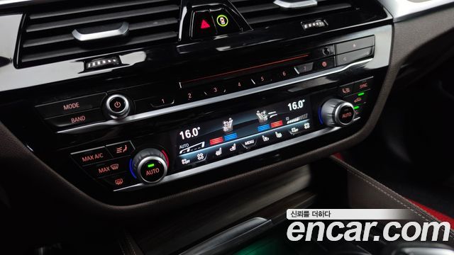 BMW 5 Series (G30) 520d M Sport Package Plus 2018 — фото 20