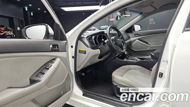 Kia K5 2.0 Smart Standard 2013 — фото 10