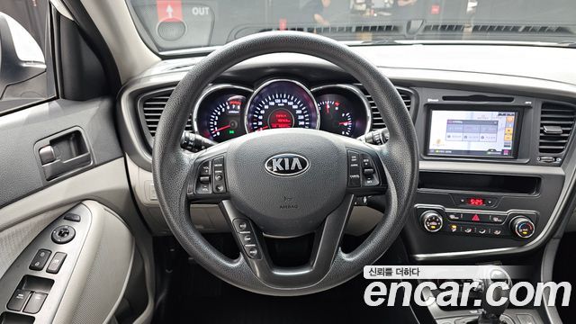 Kia K5 2.0 Smart Standard 2013 — фото 13